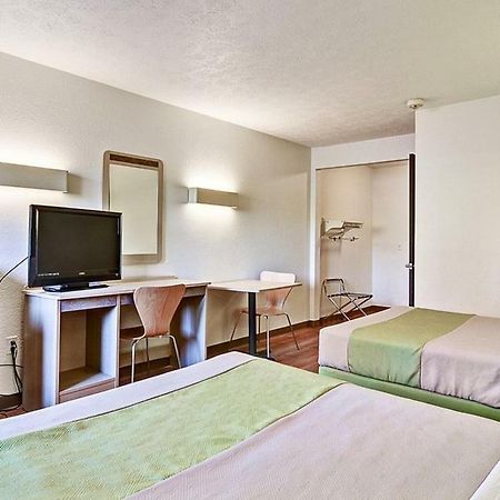 Economy Inn Pittsburgh Airport Moon Township Eksteriør billede